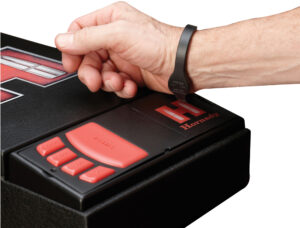 Hornady RAPiD Safe adjustable RFID wristband 98166 black rubber