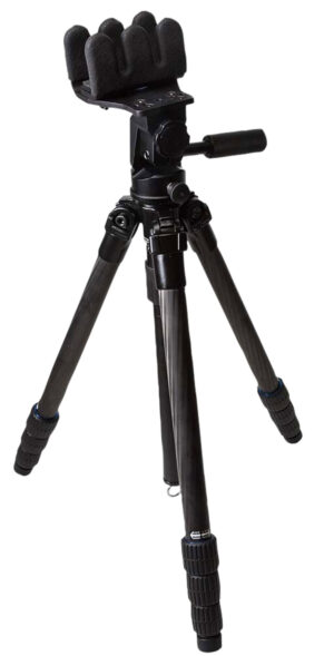 Kopfjager K800 carbon fiber tripod with Reaper Grip in black finish