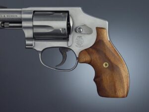 Hogue S&W J Frame Round Butt Goncalo Alves Bantam grip in hand-finished hardwood with single finger groove